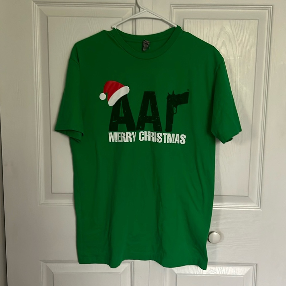 All American Roughneck Christmas t-shirt Size L